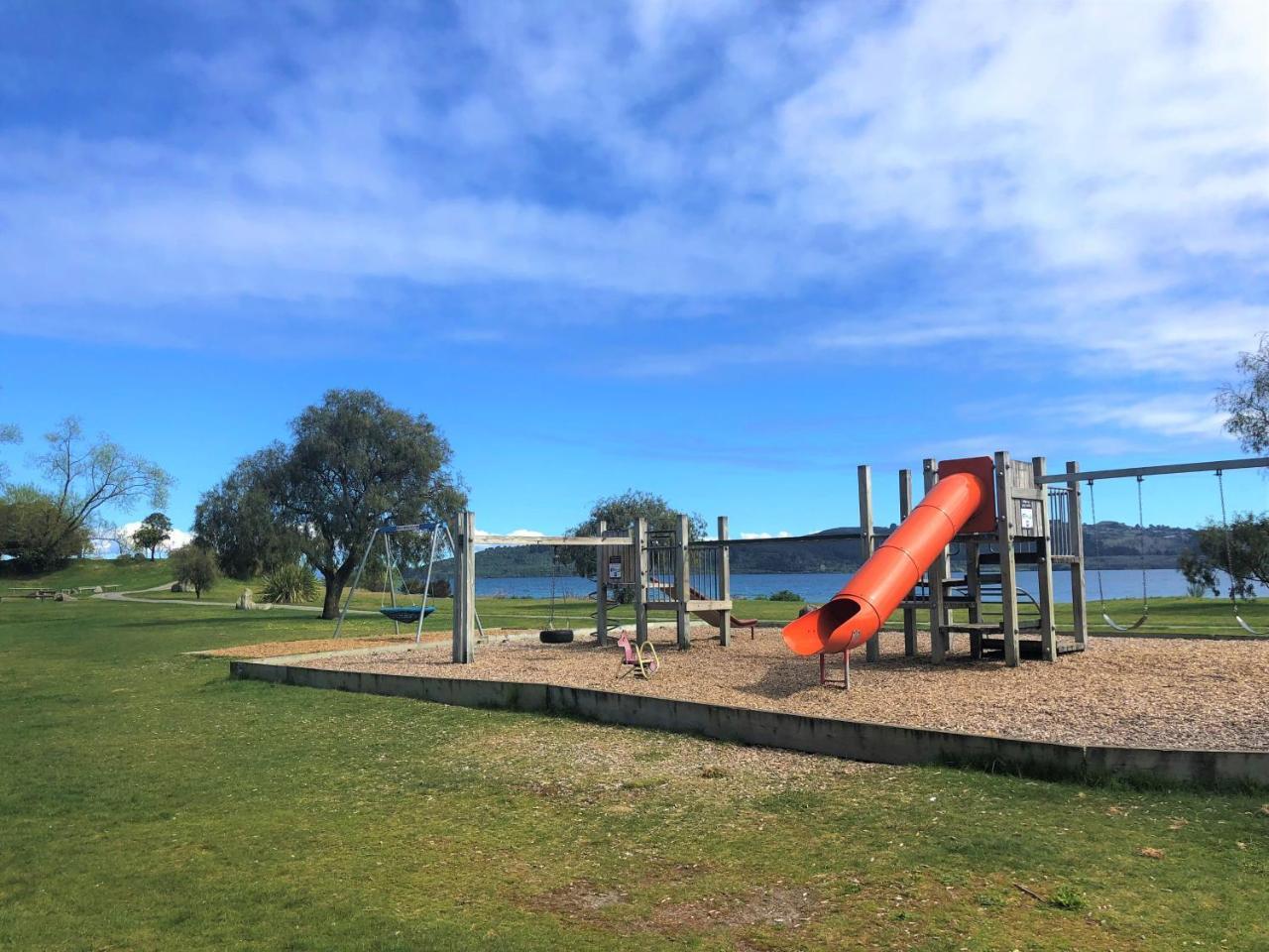 Close To The Lake Taupo Exterior foto